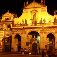 Костел св. Сальвадора ночью