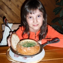 Дочери - картофельный суп в хлебе