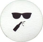 39301: Hong Kong Whistle, 89x88 mm